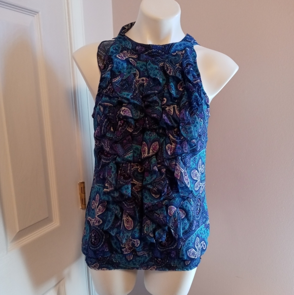 Mossimo ruffle front tank shirt